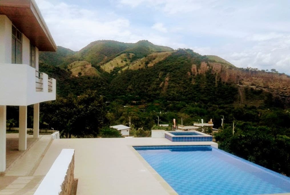 Vista Hermosa