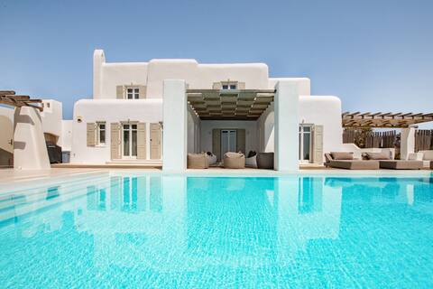 Villa Zircon - Breakfast by Chef (Daily)