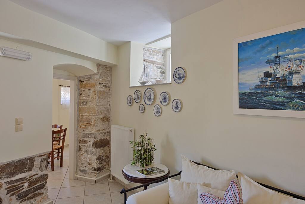 One of the two rooms.