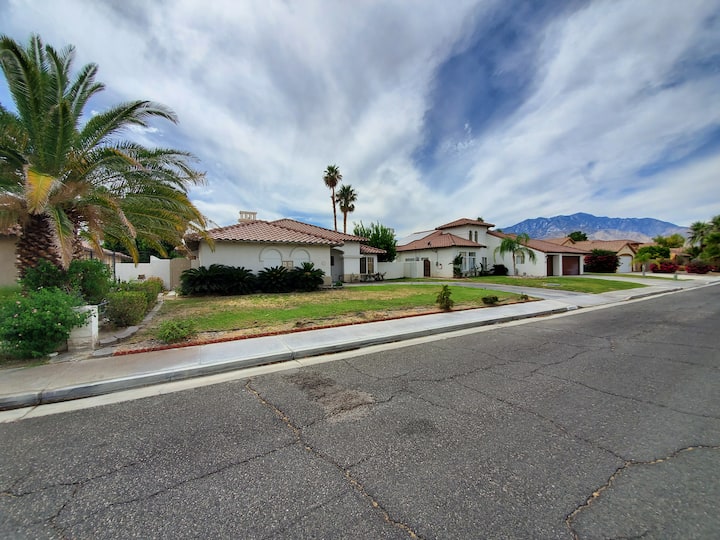 12 Best Airbnb Vacation Rentals In Cathedral City, California Updated