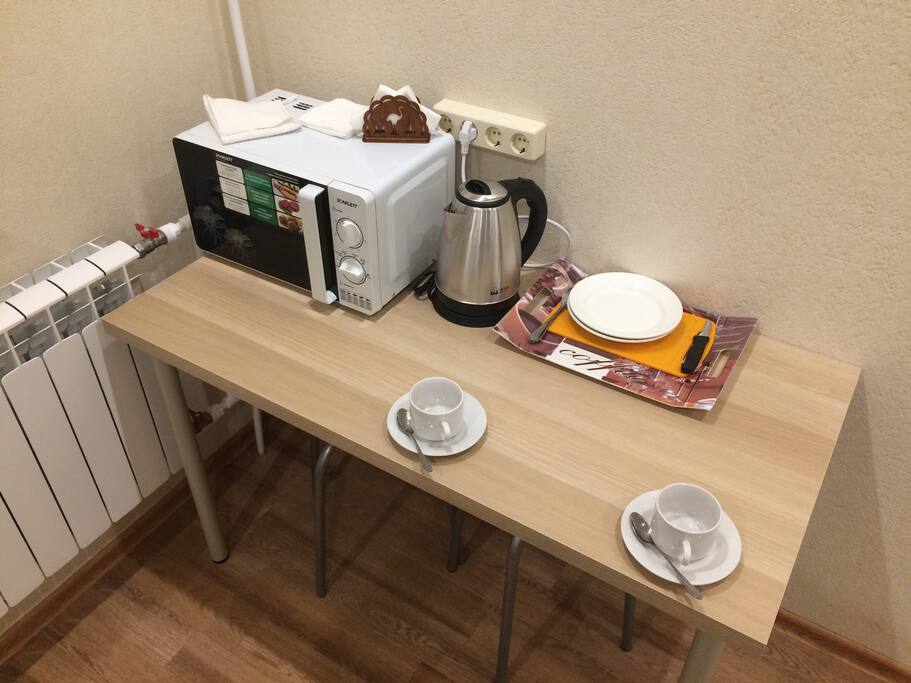 Все имеется для чаепития)))