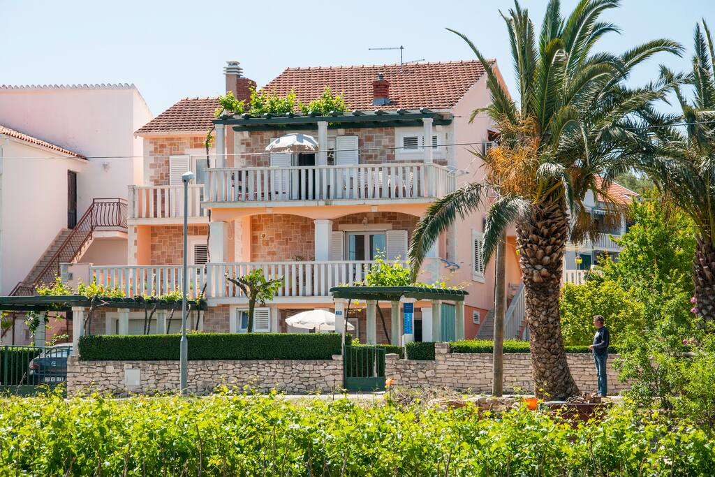 Apartments Vesna Ivica