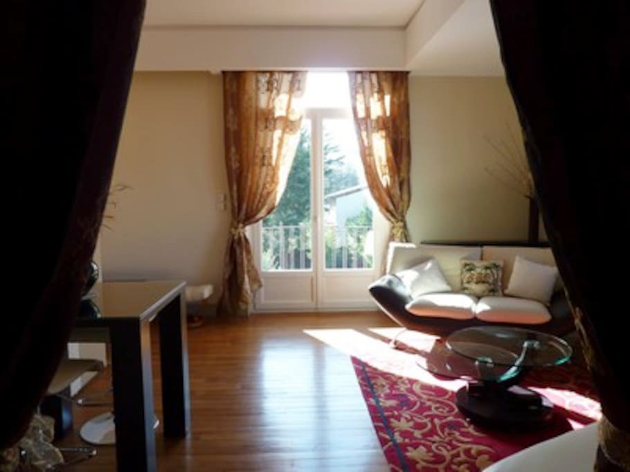 vaste salon
