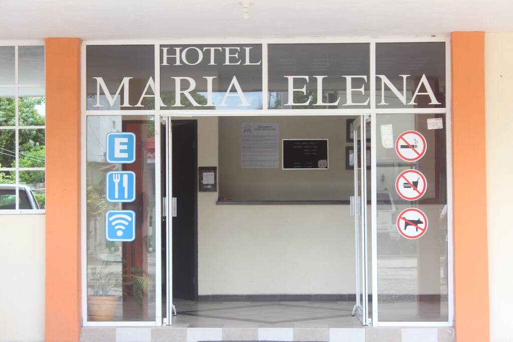 Entrada del hotel