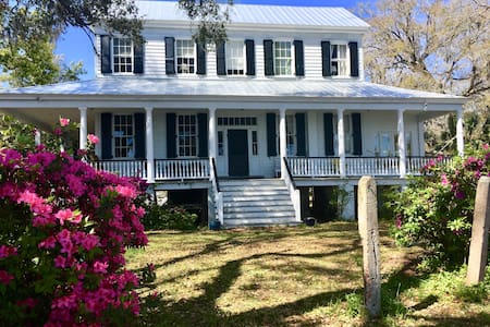 Historic Southern Home in Paradise