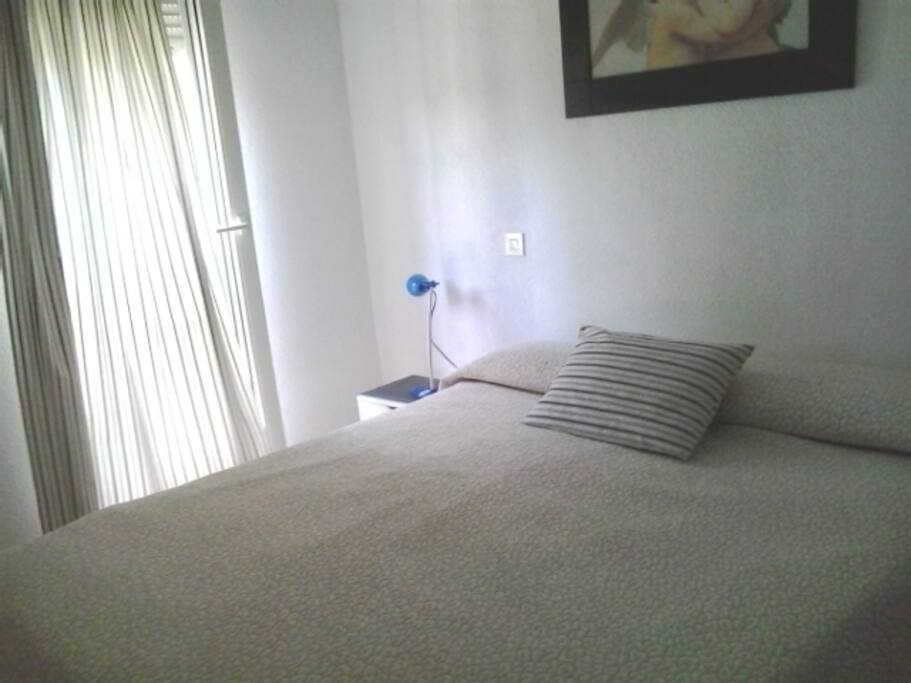 Habitacion de matrimonio. Cama de 1.60