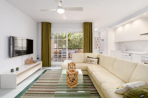 Top performing Airbnb: Apartment in Marbella Playa in Marbella