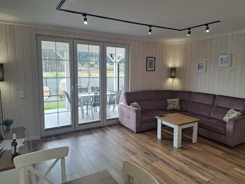 Top Airbnb: Lavender Corner Under the Snowy Mountain in Gmina Podgórzyn