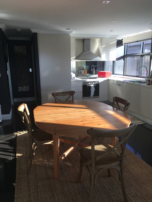 Dinning room looking towards the kitchen