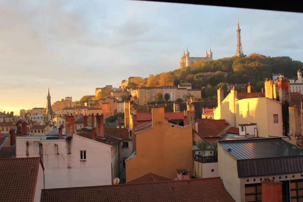 Vue sur la Cathédrale de Fourvière.