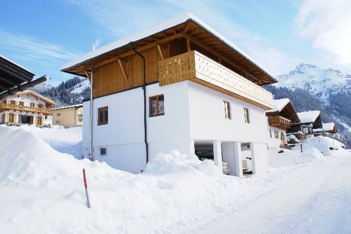 Haus Lukas 2 Tannheimertal Austria