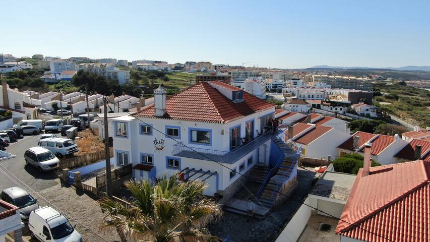 Chill In Surfhouse (20 beds)