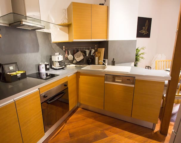 William managed Airbnb listing 1