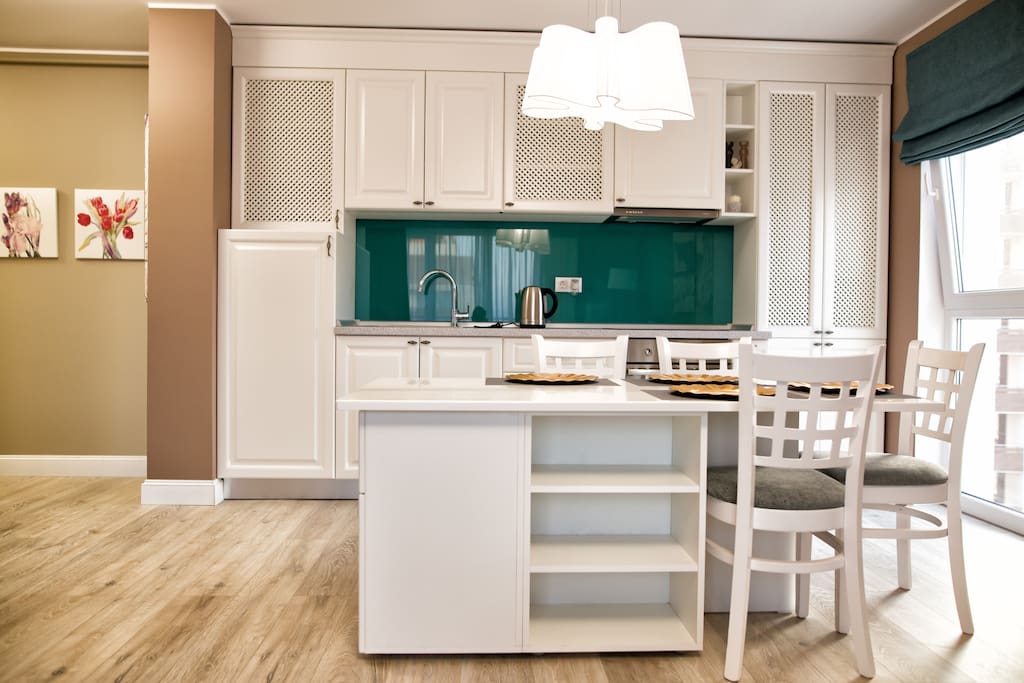 Kitchen and dining area