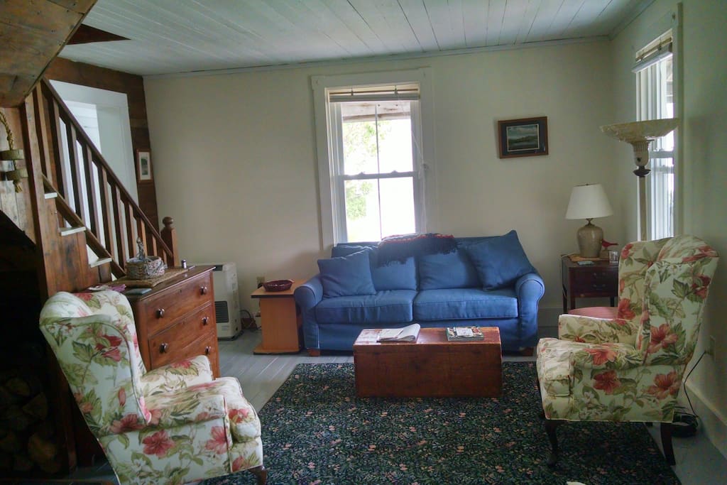 Living room with the stairs.