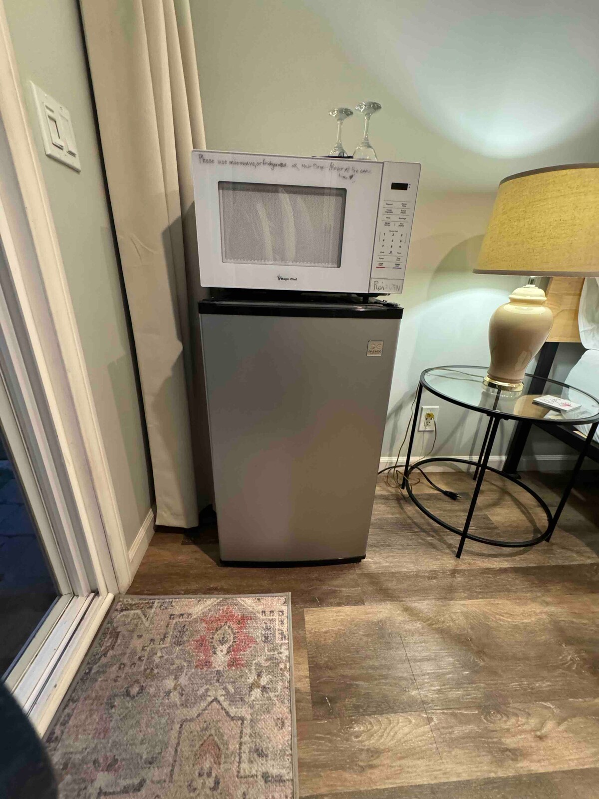 Successful Airbnb property: Quiet &Close to everything &Private Entrance Q bed in Santa Barbara