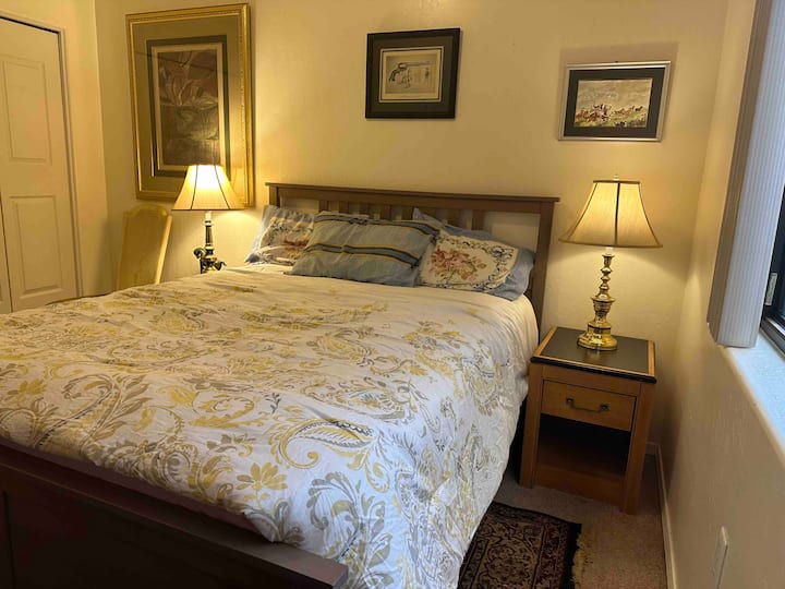 Segunda habitación con la nueva cama tamaño queen