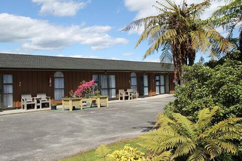Two Bedroom Apartment at Buller Bridge Motel