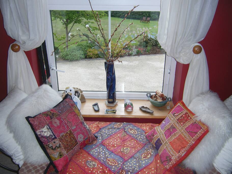 Bedroom window seat