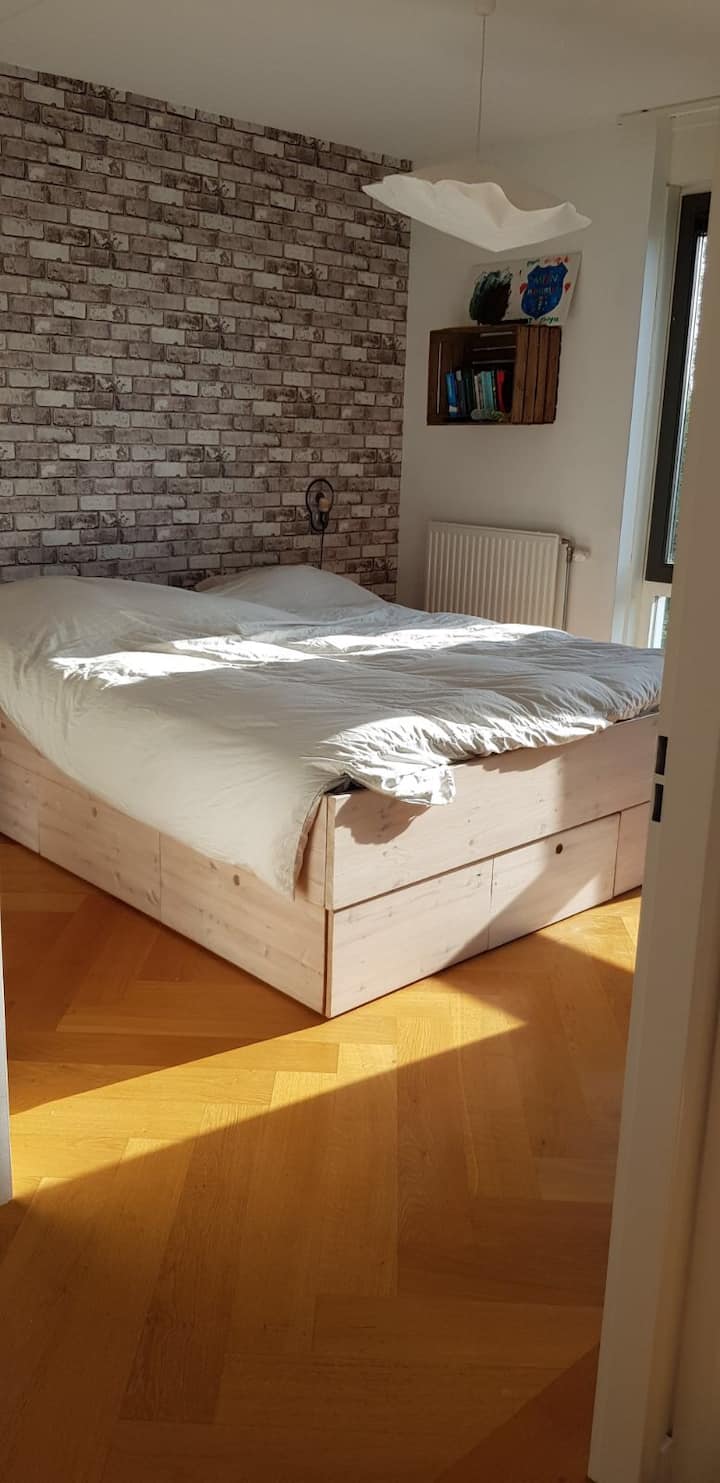 спална соба 2-ри кат