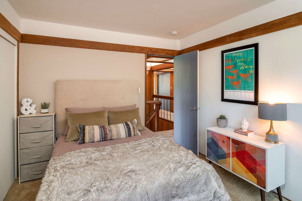 Спалня на горния етаж