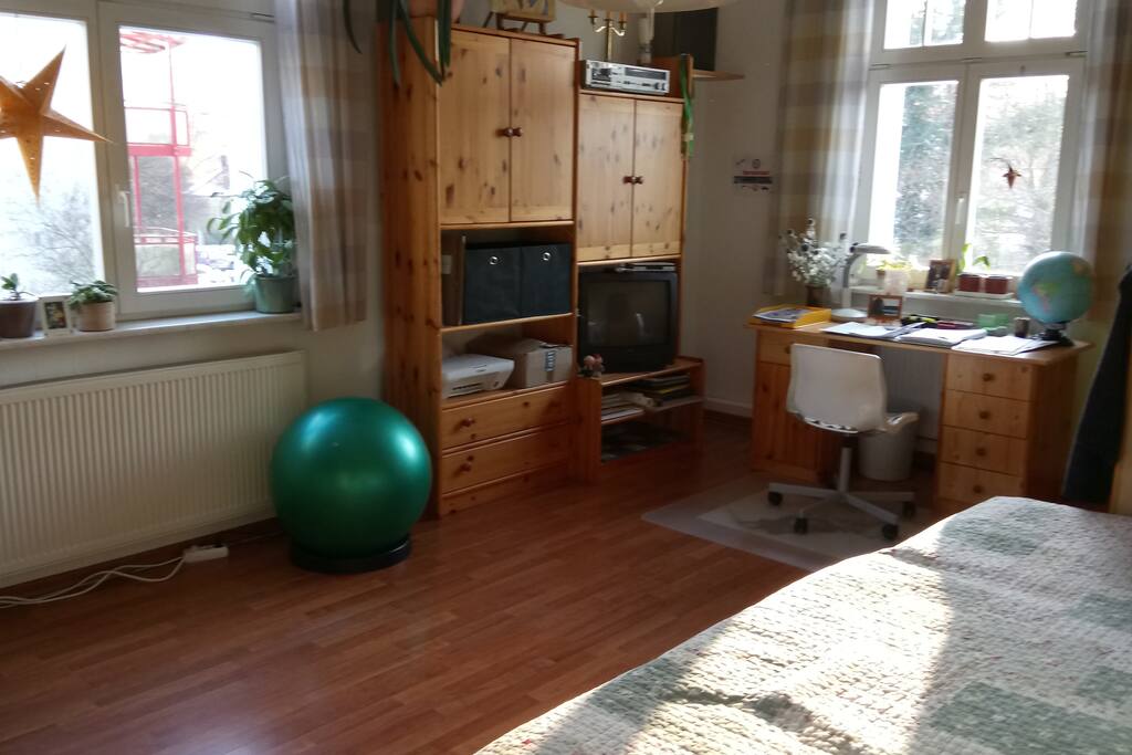 Schlafzimmer 2