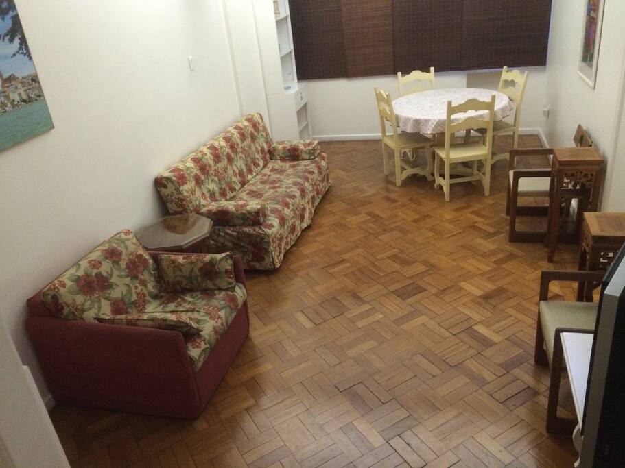 Sala e sala de jantar