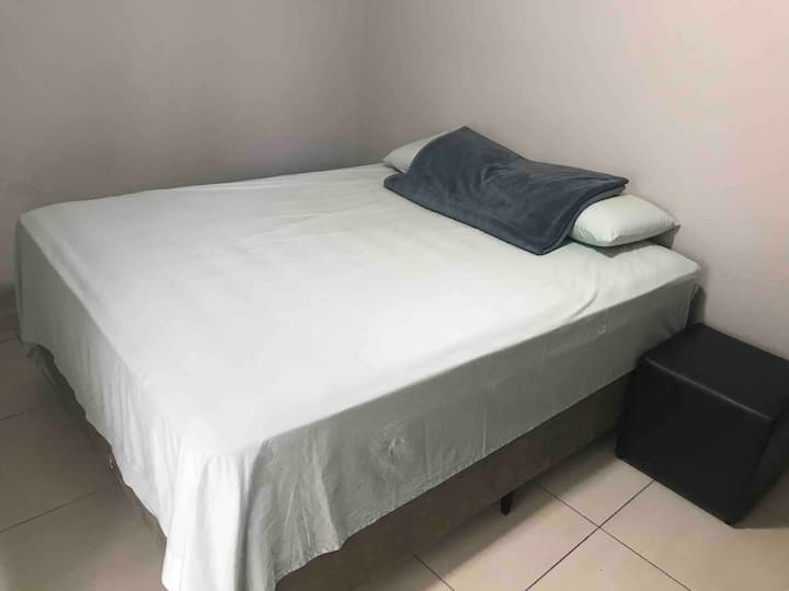 双人床标准双人床