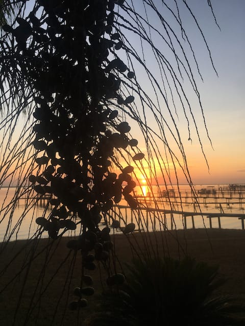 Baffin Bay Bungalow-Piece of Paradise