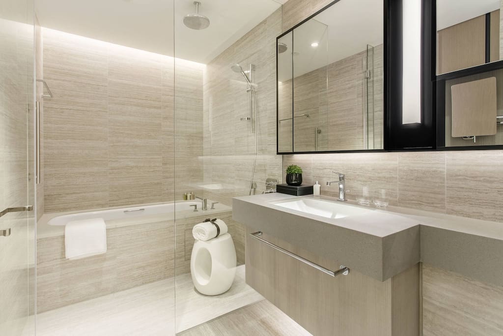 Luxurious Bathroom