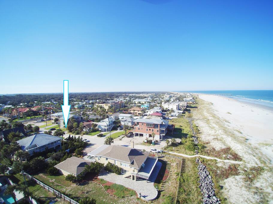 Aerial shot shows where front yard is located relative to the beach. We are on the part of the beach considered the "sweet spot", far enough between the crowds at the pier and just above the driving section from A street South=0). Also an easy walk to lots of restaurants, bars, ice cream and coffee shops. We are about an 8 minute drive or Uber ride to historic downtown.