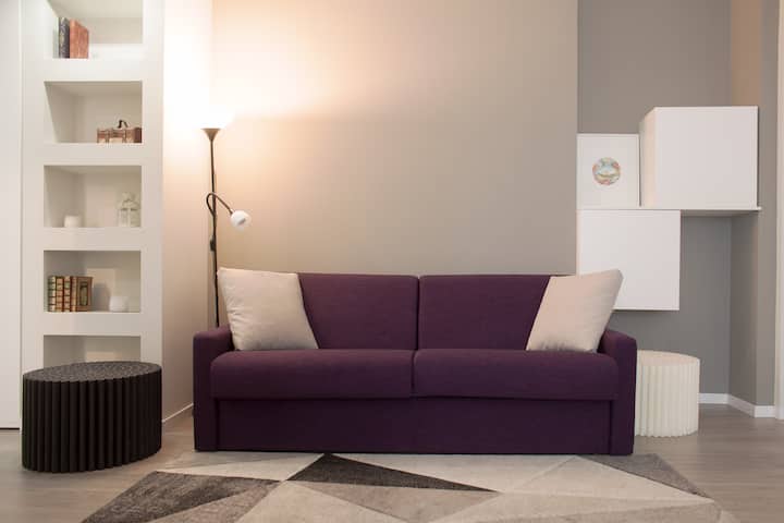 Sofa na puwedeng gawing double bed