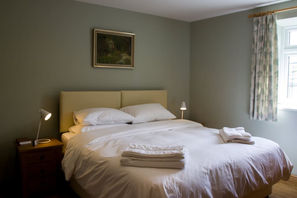 Bedroom 1 - Super kingsize or Twin