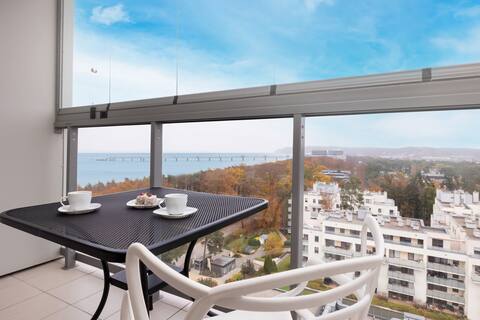 Popular Airbnb listing: Apartment with Sea View | 150 m to the Beach | Par in Gmina Międzyzdroje