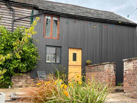 The Apple Tallet, cosy barn with a great view