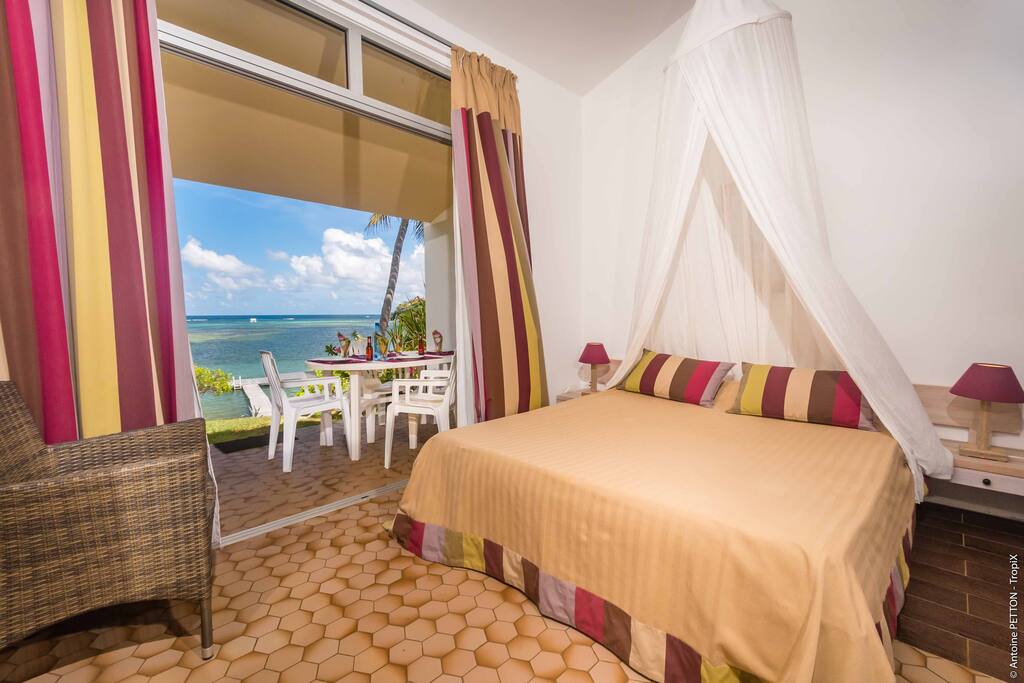 Vue mer - Bungalow N°7 .