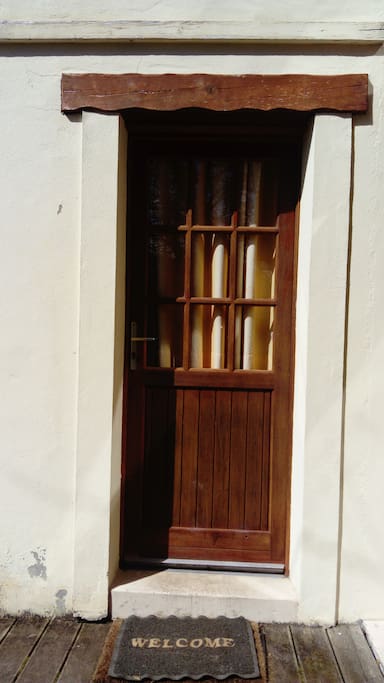 L'entrée du studio