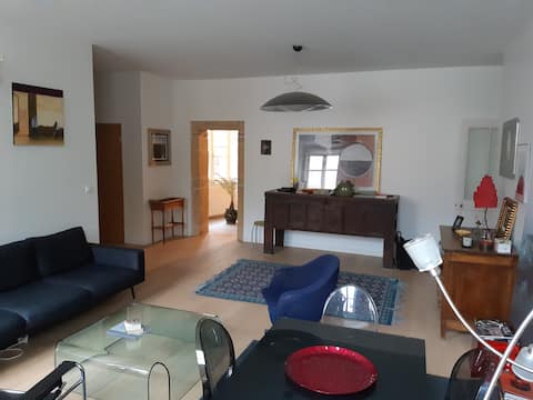 Propriété Airbnb réussie: T4 Vieux Lyon à Lyon