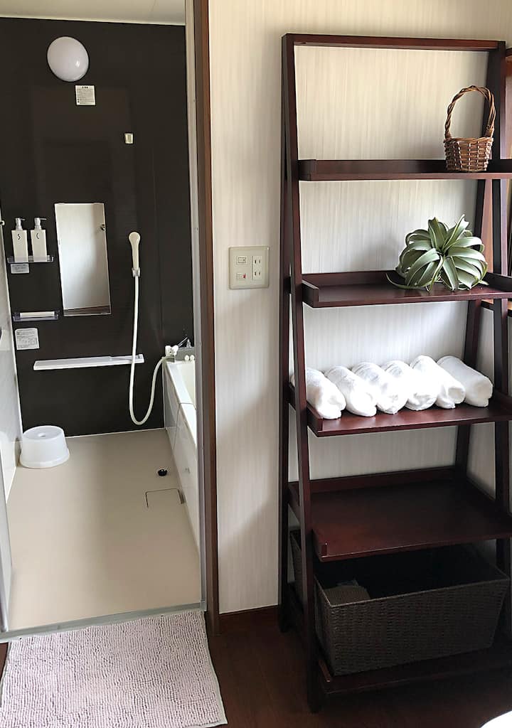 トイレ:独立したトイレ: 2つ