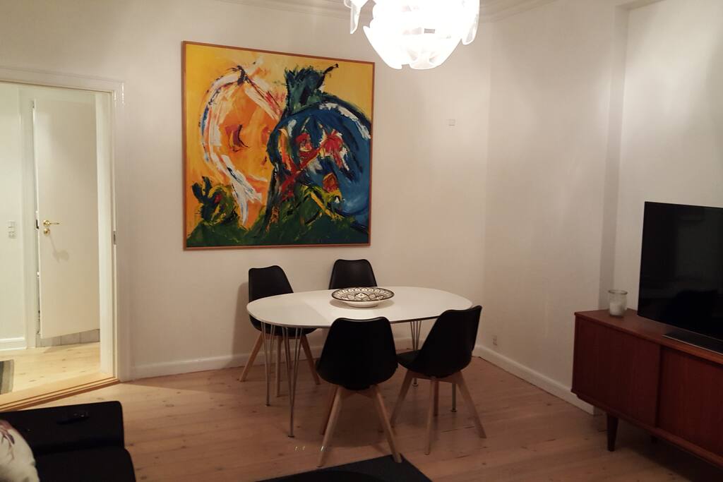 Nice dinning area
