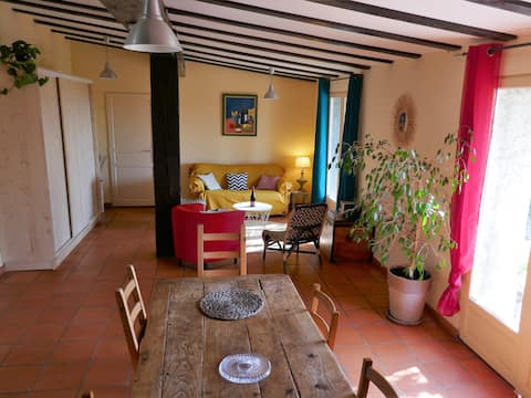 The large country house of Clos Romain.