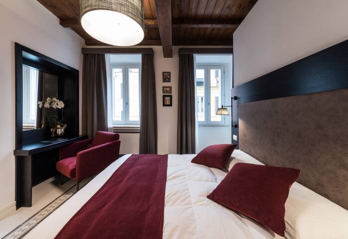 Panisperna Apartment 3 gallery image 5