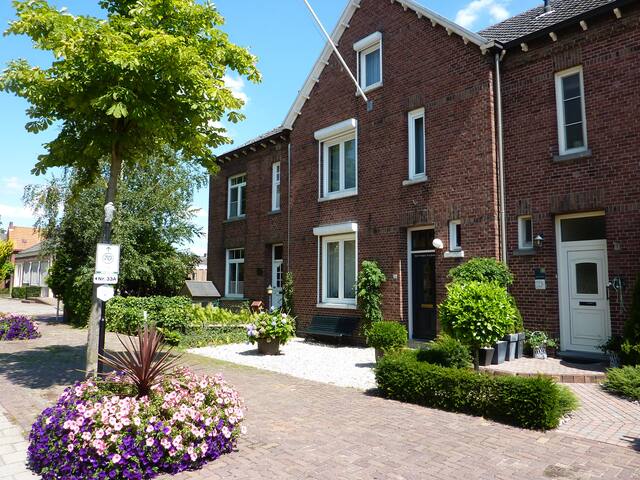 Airbnb Arcen Vacation Rentals Places To Stay Limburg