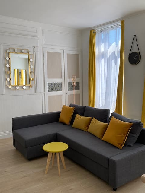 Top Airbnb: 65 m2 apartment in the heart of old Lille in Vieux Lille