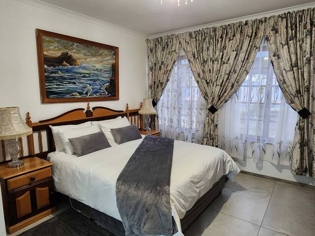 Cape Town gem – Maratski House gallery image 4