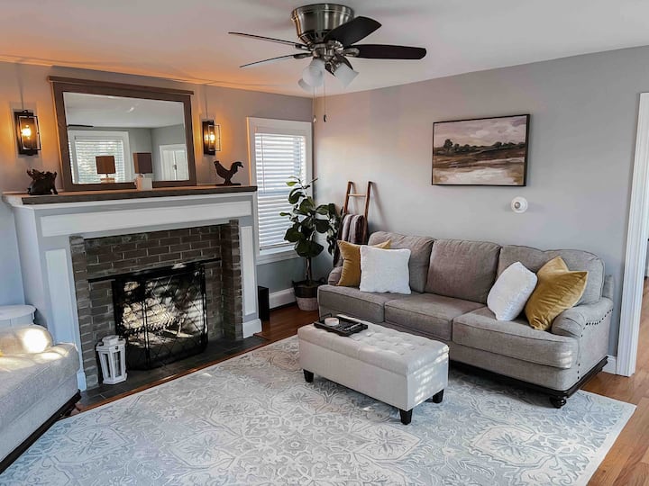 Canobie Lake Holiday Rentals & Homes New Hampshire, United States