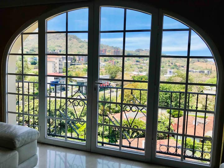 غرفة المعيشة 1