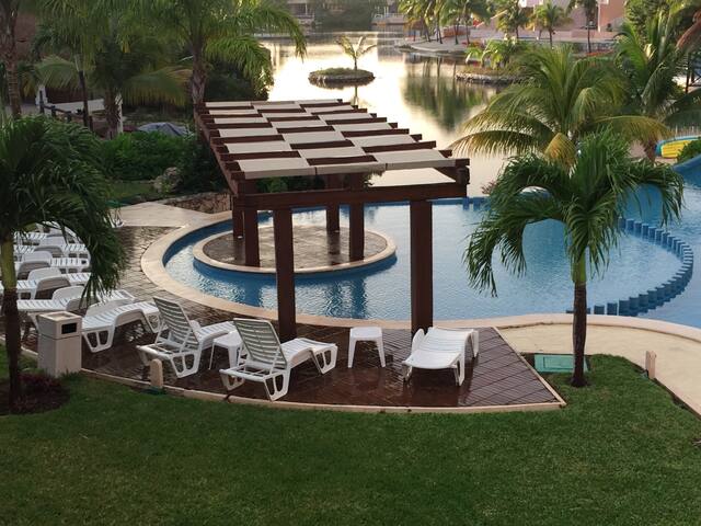 Listing in Pensacola