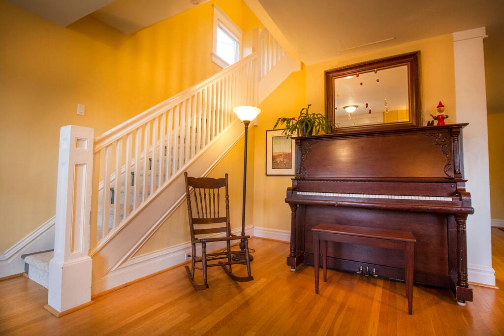 Entryway at Pendy Place