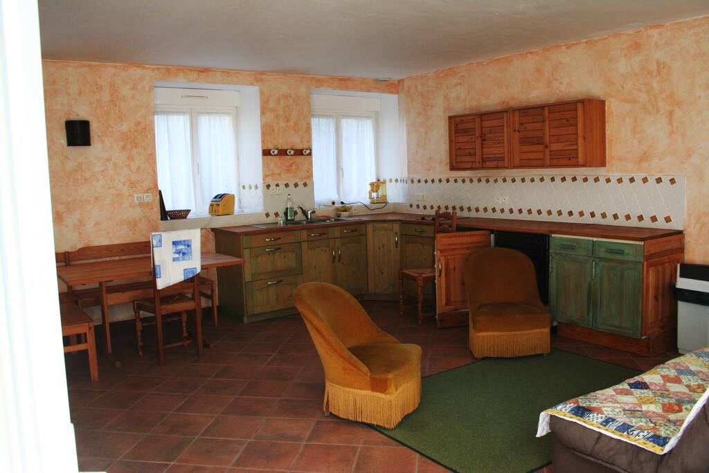intérieur vers la cour